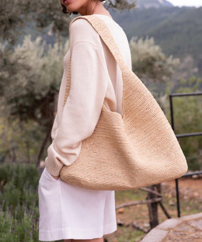 Große Raffia Hobo Schultertasche für Sommerausflüge