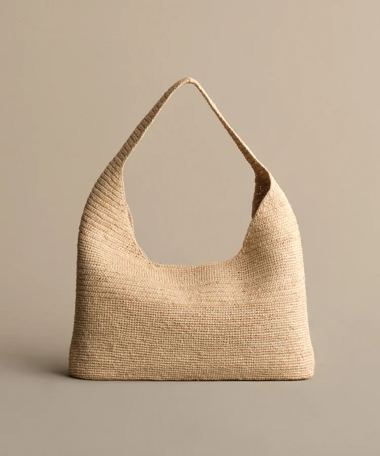 Große Raffia Hobo Schultertasche für Sommerausflüge