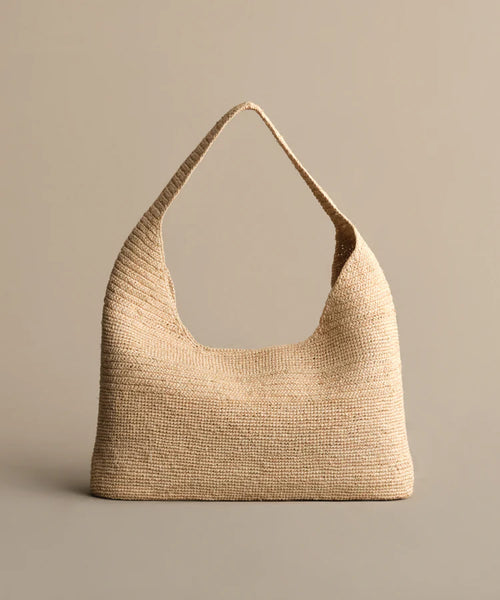 Große Raffia Hobo Schultertasche für Sommerausflüge
